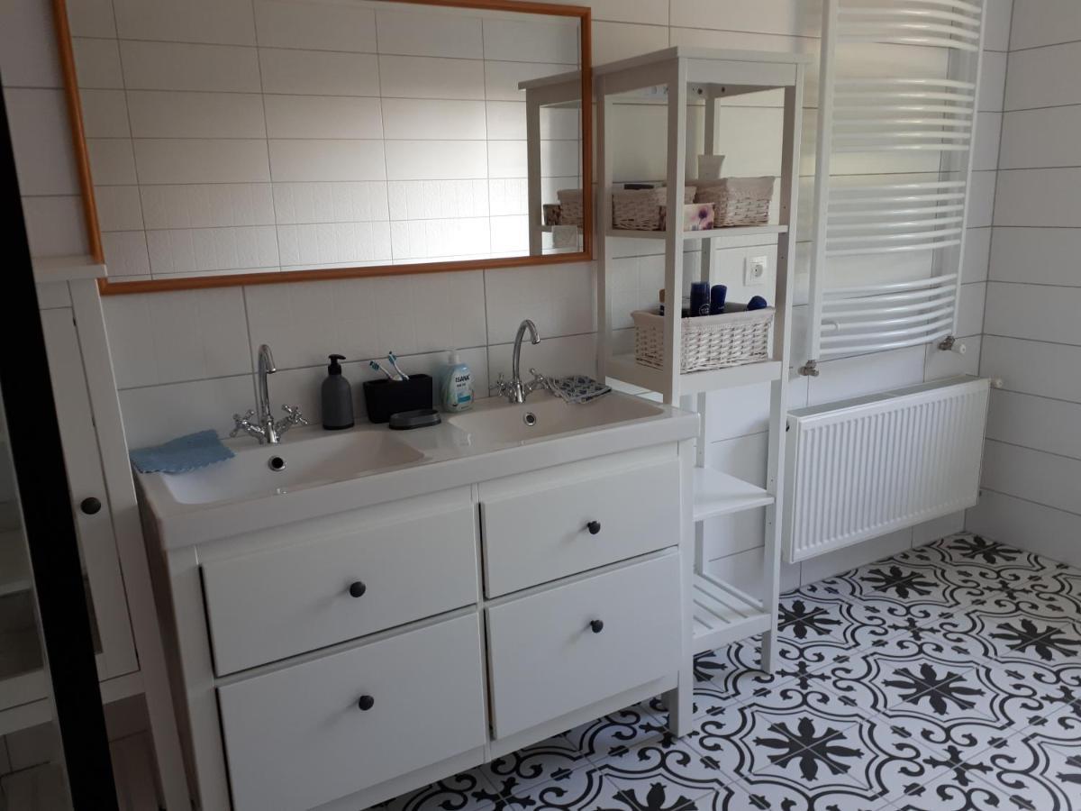 Feher Rozsa Apartman Cserszegtomaj Exteriér fotografie